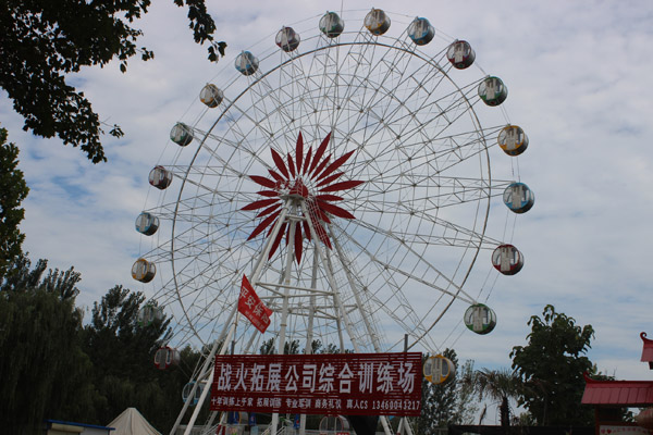 鄭州客戶(hù)訂購(gòu)的摩天輪